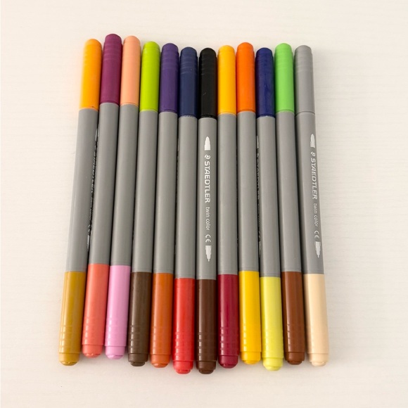 STAEDTLER twin color dual tip fine liner and marker pens - Picture 1 of 1